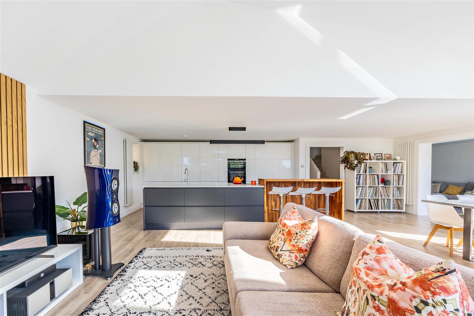 Living Room/Kitchen